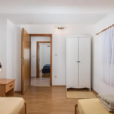 Апартаменты Apartments More *